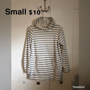 Maternity hoodie